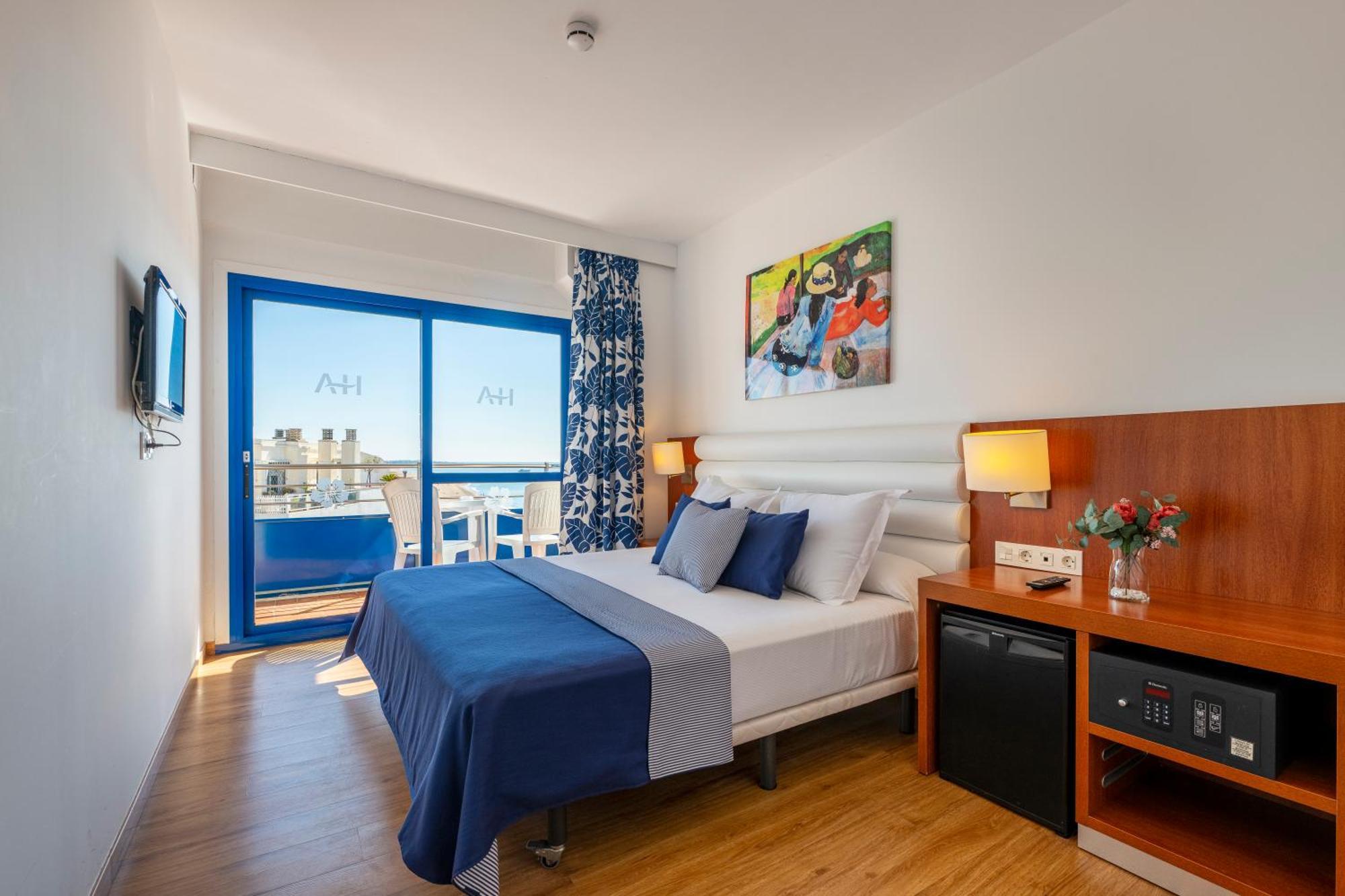 Hotel Tahiti Playa Санта Сузана Екстериор снимка
