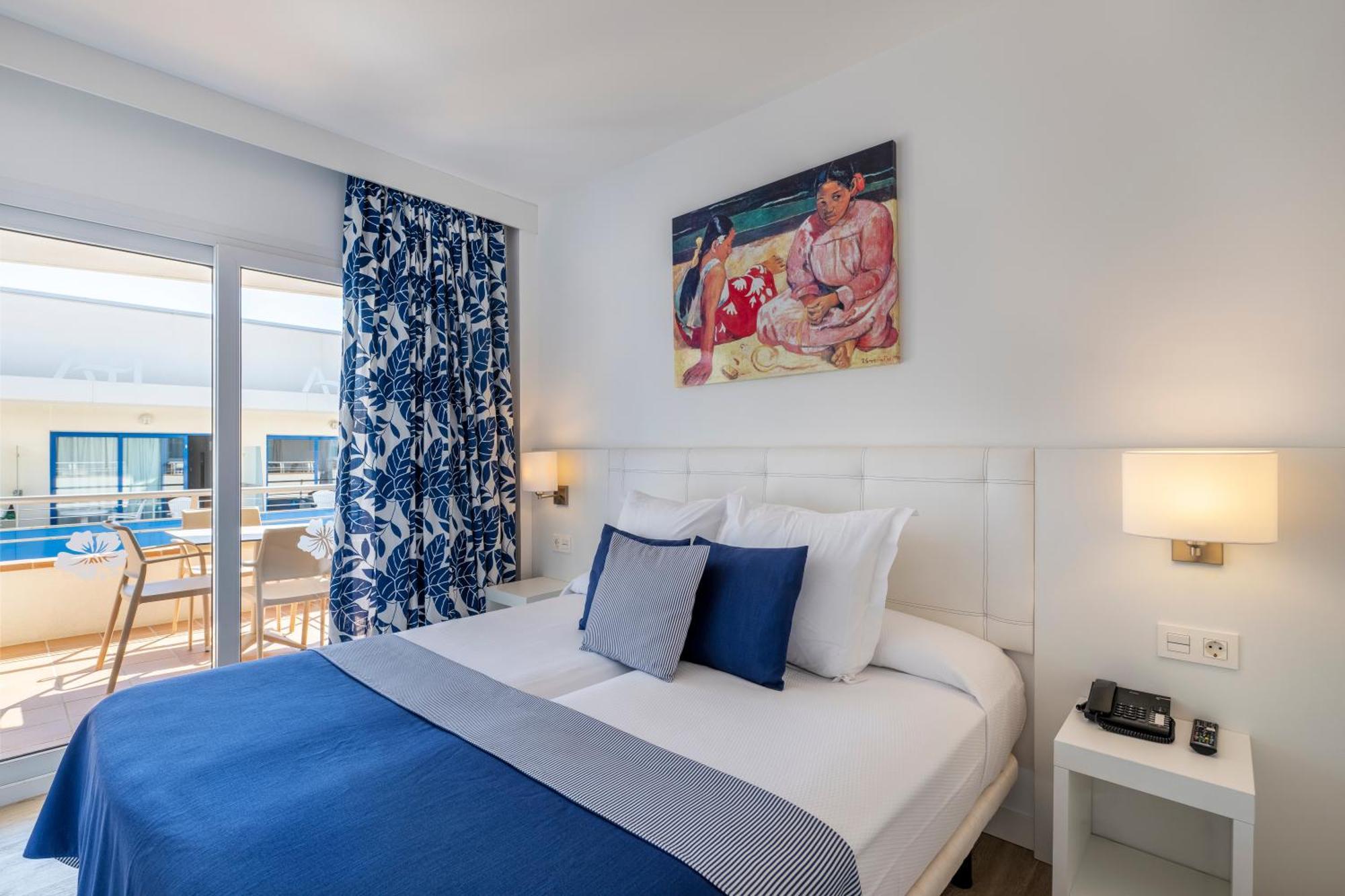 Hotel Tahiti Playa Санта Сузана Екстериор снимка