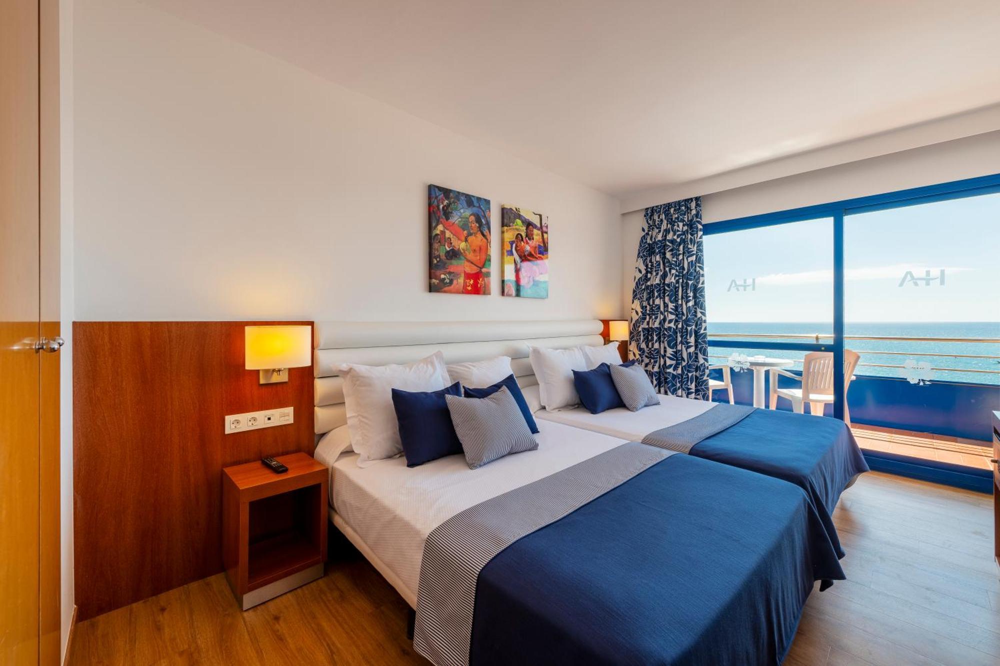 Hotel Tahiti Playa Санта Сузана Екстериор снимка