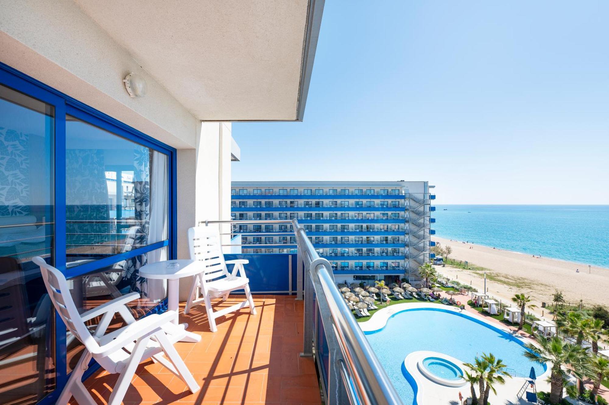 Hotel Tahiti Playa Санта Сузана Екстериор снимка